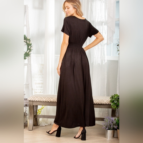 Heimish Ruched Pocketed Surplice Short Sleeve Dress - Picture 4 of 6